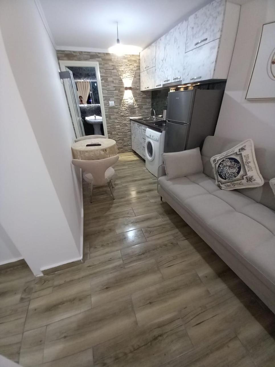 Villa Heljos Apartaments Vlorë Quarto foto