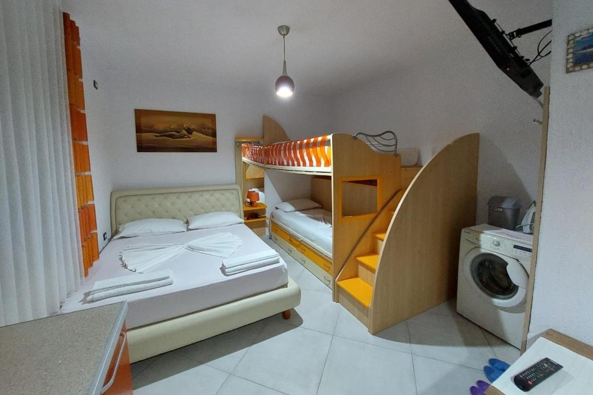 Villa Heljos Apartaments Vlorë Quarto foto